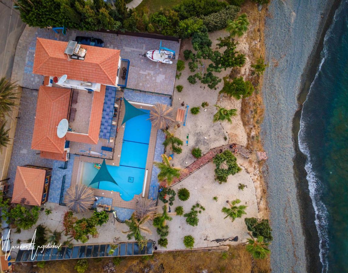 Astrofegia Beachfront Villa Pomos Bagian luar foto