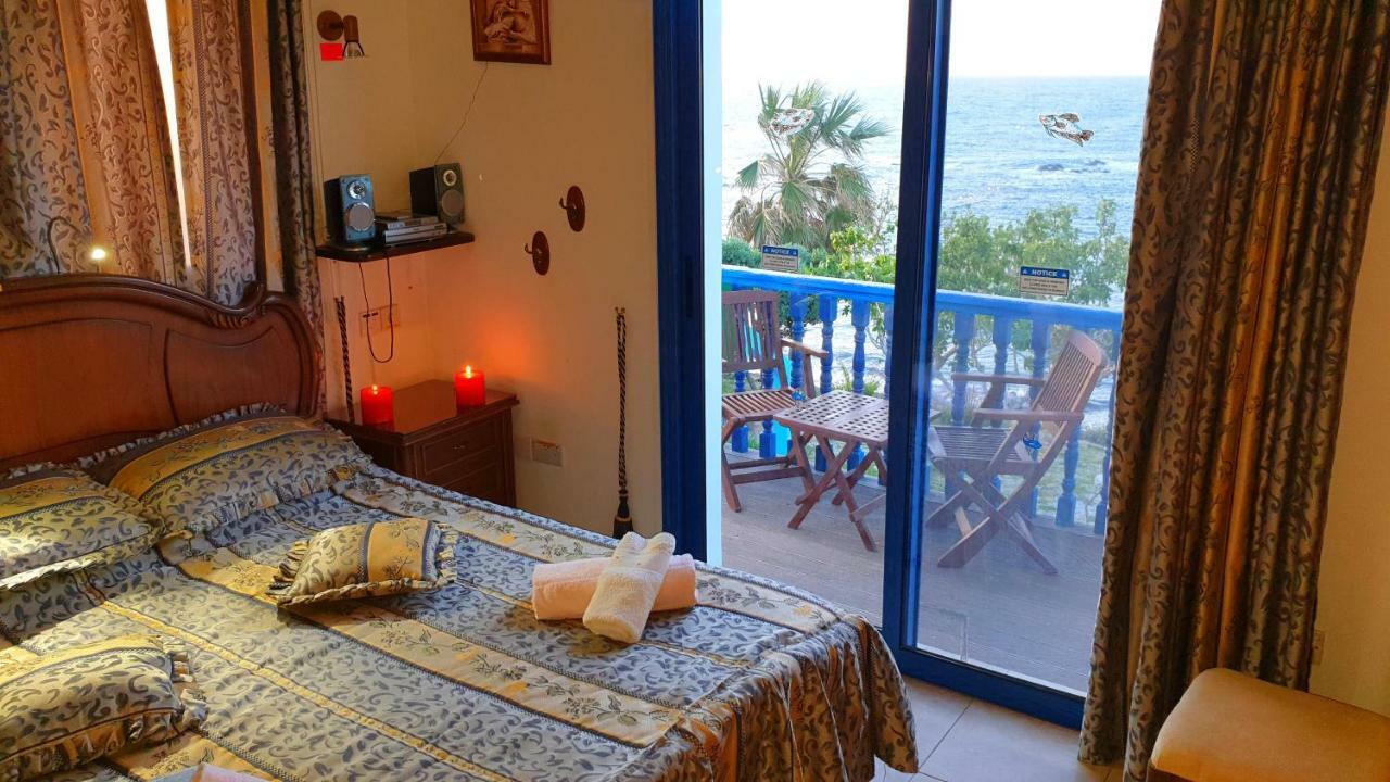 Astrofegia Beachfront Villa Pomos Bagian luar foto